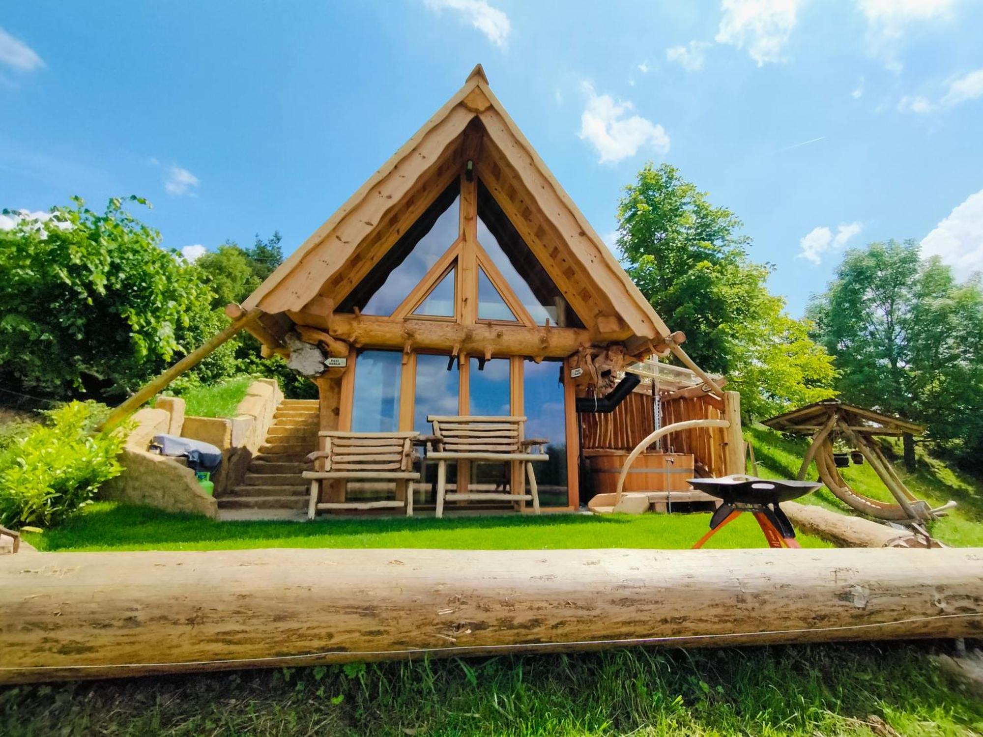 Nova Vas  Glamping Lake Bloke מראה חיצוני תמונה